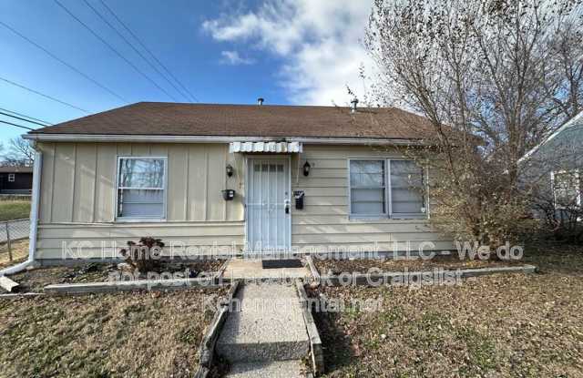 8044 Wabash Ave photos photos