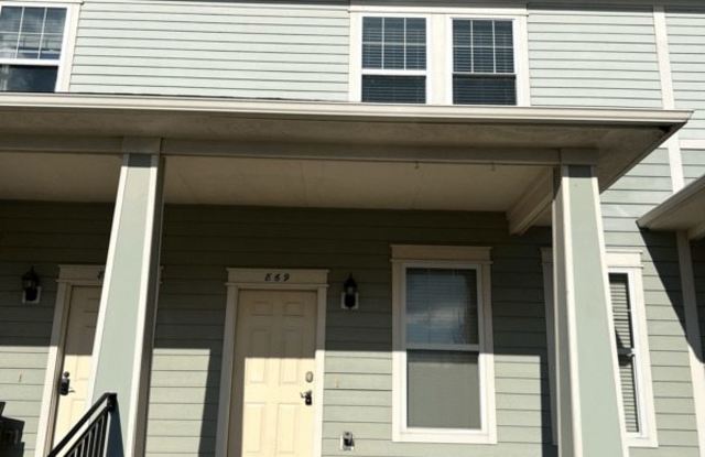 869 Walker Circle - 869 Walker Circle, Iowa City, IA 52245 869 Walker Circle - 869 Walker Circle, Iowa City, IA 52245