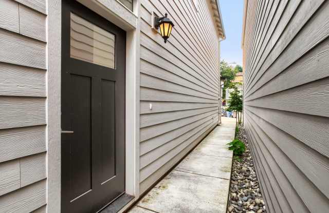 Lincoln Townhomes Gallery 3