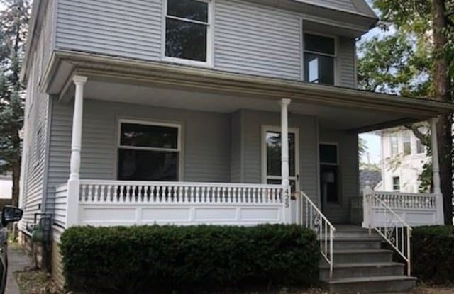 425 East Ave. - 425 West Avenue, Elyria, OH 44035