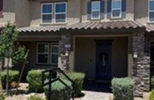 3722 Battipaglia Avenue photos photos