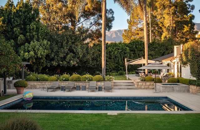 491 Live Oaks Road Gallery 4