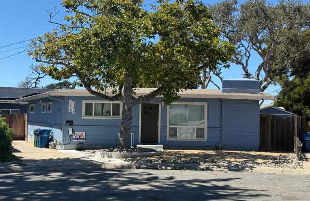 Charming 3 Bedroom, 2 Bathroom Home in Quiet Seaside Cul-de-sac photos photos Charming 3 Bedroom, 2 Bathroom Home in Quiet Seaside Cul-de-sac photos photos