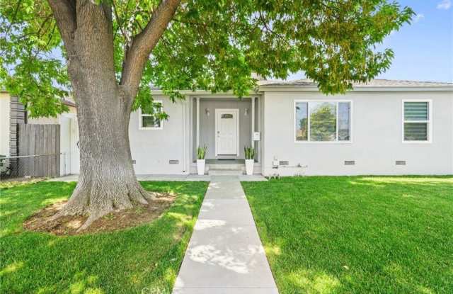 6933 White Oak Avenue photos photos