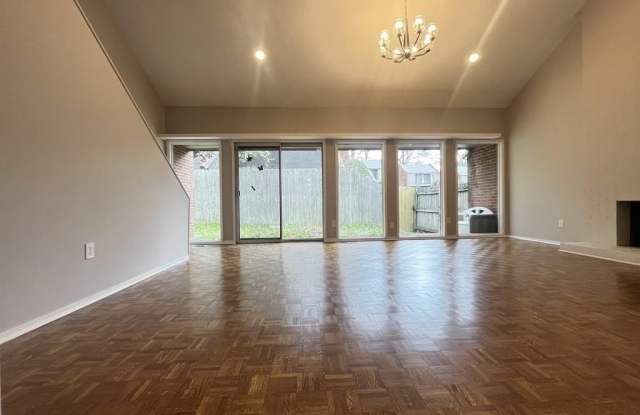 5763 BARFIELD photos photos