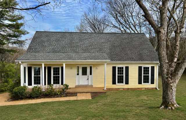Updated 3 Bed, 2.5 Bath Single Family Home photos photos