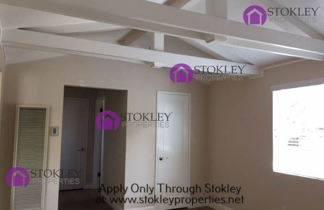 1234 Carmel Court Gallery 3