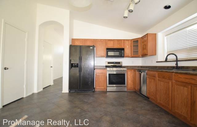 889 E. Dragon Fly Rd. Gallery 4