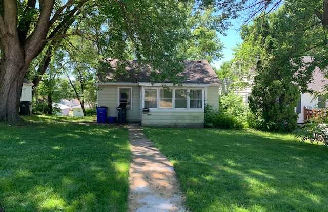 1215 21st Avenue Southwest - 1215 21st Avenue Southwest, Cedar Rapids, IA 52404