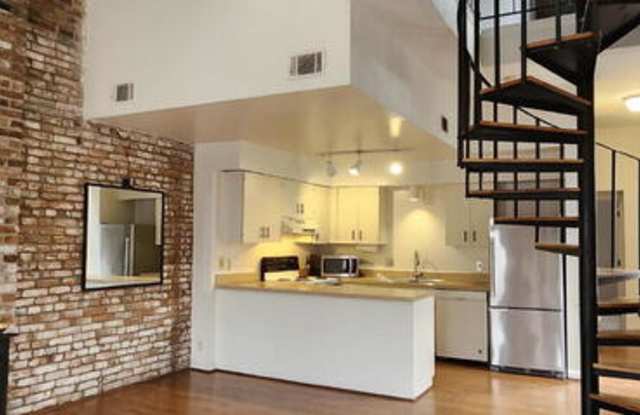 1016 Russell Blvd photos photos