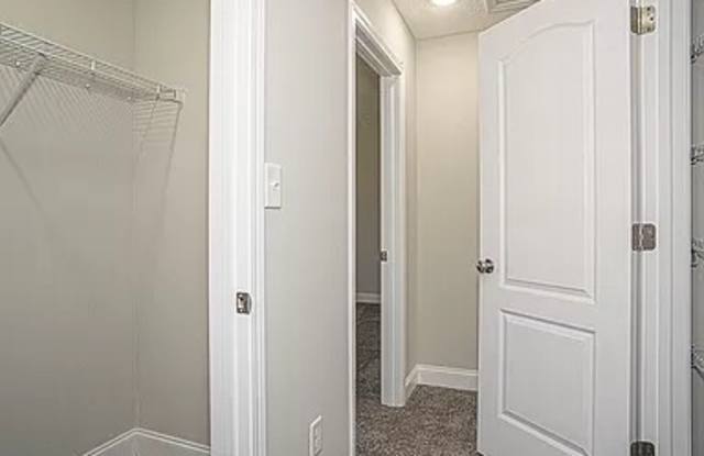 1040  Johnson Street  Lot 7 Gallery 4