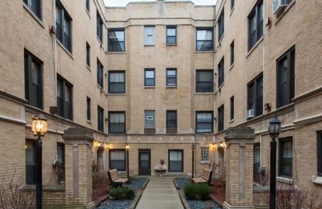 2846 N Orchard St - 2846 North Orchard Street, Chicago, IL 60657