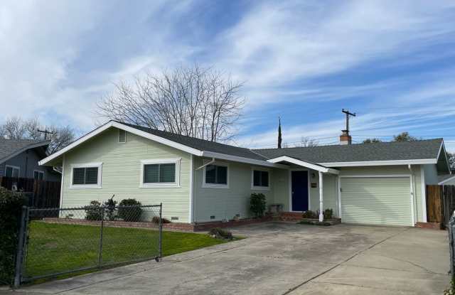 Beautifully Refreshed 3bd/1 ba Home in Citrus Heights - 8157 Basswood Way, Citrus Heights, CA 95621 Beautifully Refreshed 3bd/1 ba Home in Citrus Heights - 8157 Basswood Way, Citrus Heights, CA 95621