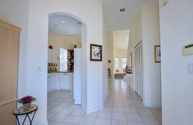 77 Spyglass Way N Gallery 2