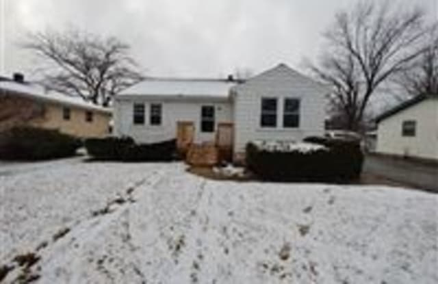 404 N Metropolitan - 404 North Metropolitan Avenue, Waukegan, IL 60085