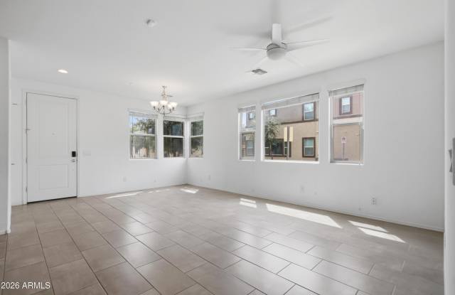 14870 W ENCANTO Boulevard Gallery 2