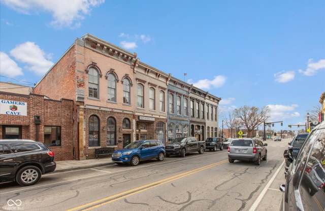 77 E Jefferson Street E - 77 East Jefferson Street, Franklin, IN 46131 77 E Jefferson Street E - 77 East Jefferson Street, Franklin, IN 46131