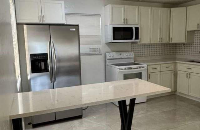4350 NE 6th Avenue, Deerfield Beach, FL 33064 photos photos