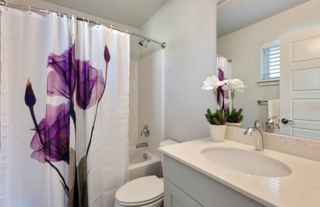 1384 Mordyl Loop - 1 Gallery 2