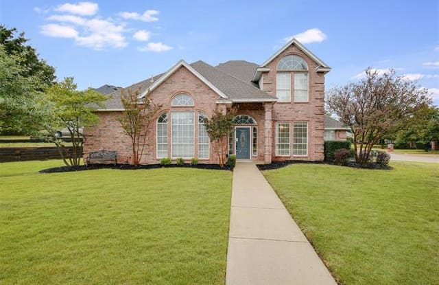 106 Montreal Drive - 106 Montreal Drive, Hurst, TX 76054