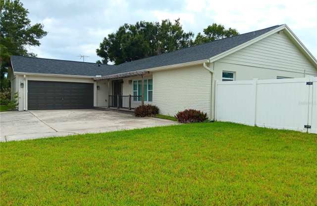 1929 ARVIS CIRCLE E - 1929 Arvis Circle East, Largo, FL 33764
