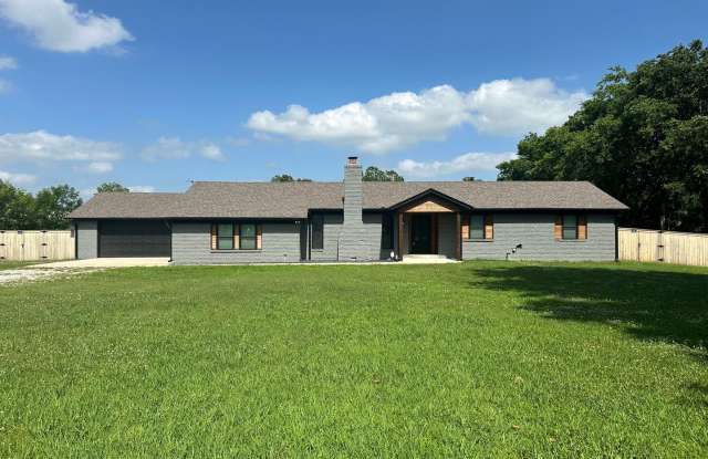 Welcome to country living with a fresh, modern twist. photos photos