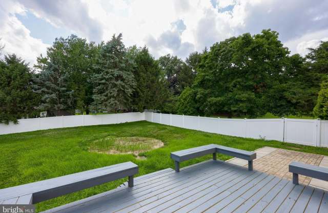 324 FAULKNER DRIVE Gallery 3