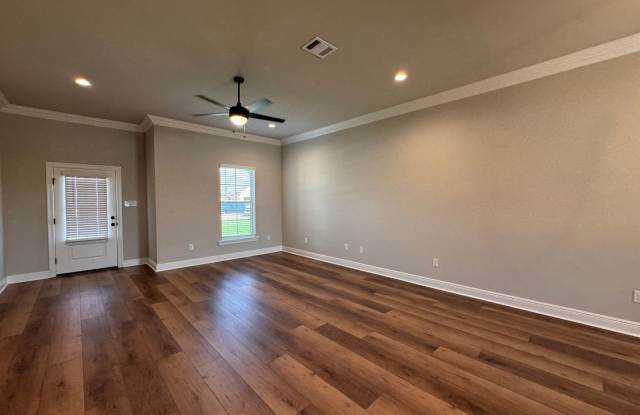 Brand New Construction... Just minutes to Barksdale Air Force Base. Gallery 3