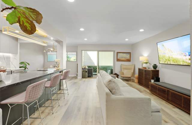 4610 Park Granada photos photos