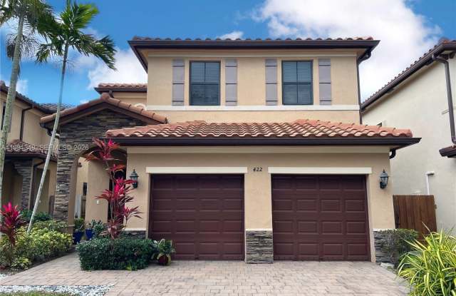 422 SE 34th Ter photos photos