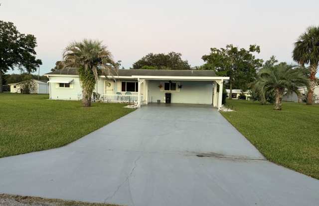 3/2 Rental In 55+ Pine Run Estates Gallery 1