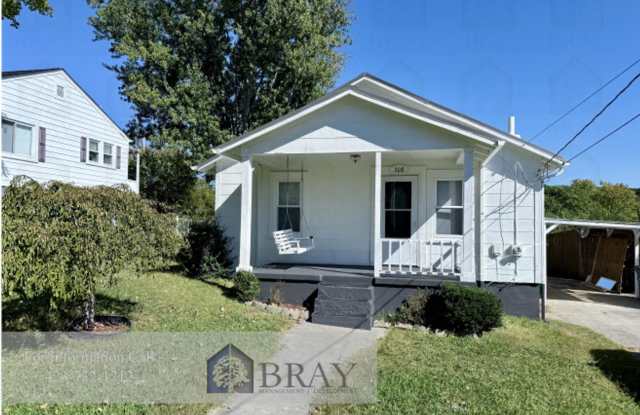 Charming 3-Bedroom Cottage in Kingsport - 308 Highview Avenue, Kingsport, TN 37665