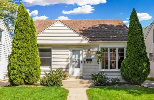 4750 N Elkhart Ave photos photos
