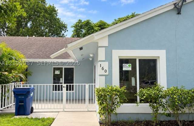 160 SW 8th Ave Gallery 1