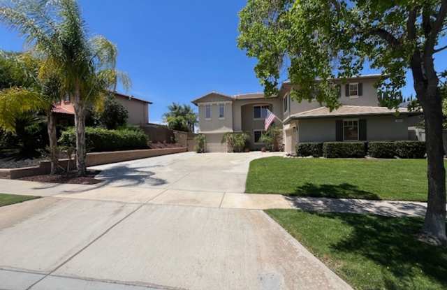 Beautifully Updated 5-Bedroom Home with City Views in Prime Corona Location photos photos
