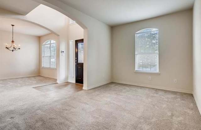 9120 Water Oak Drive Gallery 2