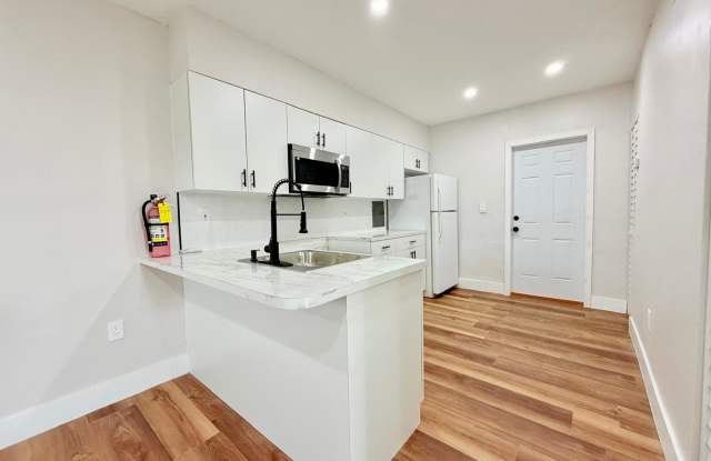 4803 Northwest 33rd Avenue photos photos