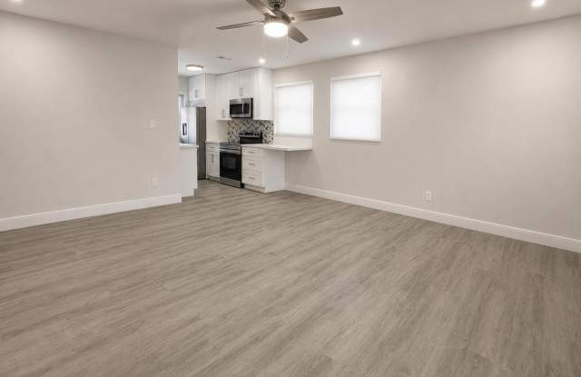 1904 SW 11th Court Gallery 3