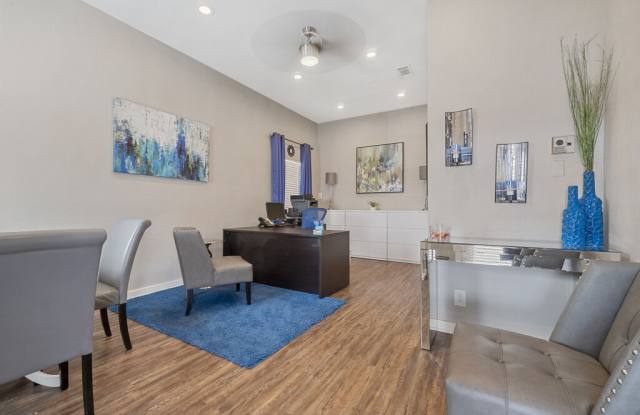 Cleburne Plaza Gallery 2