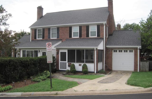 3102 S HIGH ST - 3102 South High Street, Arlington, VA 22202