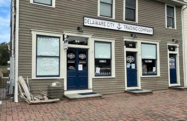 60 CLINTON Street Gallery 1