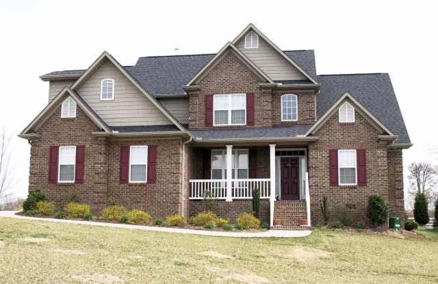 Great home in popular Clemmons Gallery 1