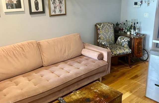 1120 Willoughby Ave photos photos