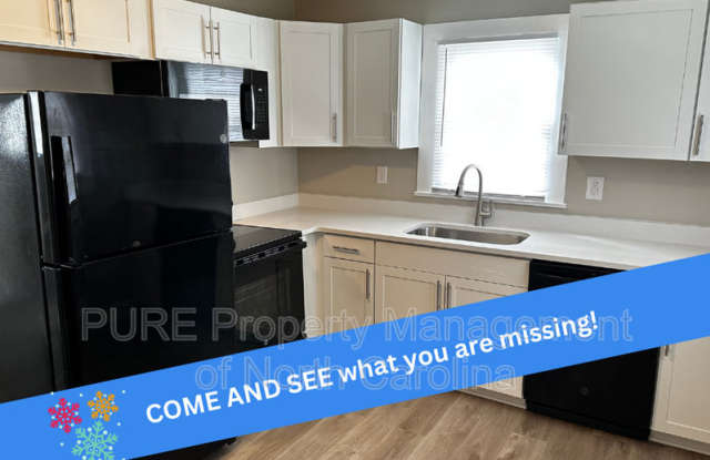 208 S Lexington Dr - 208 South Lexington Drive, Lexington, NC 27292