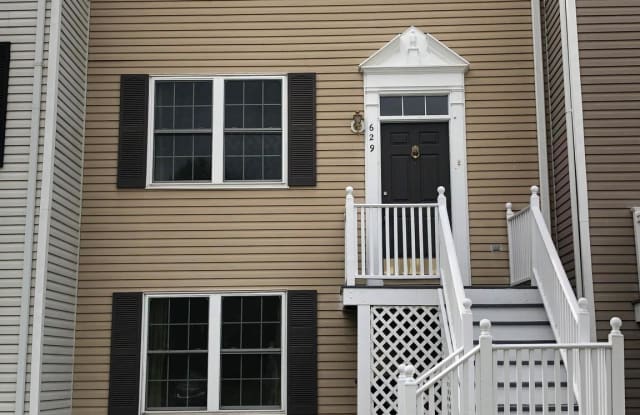 629 RADFORD TERRACE NE - 629 Radford Terrace Northeast, Leesburg, VA 20176