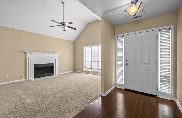 3 Bedroom Ranch in Fayetteville with Large Deck & Fenced Backyard Gallery 3