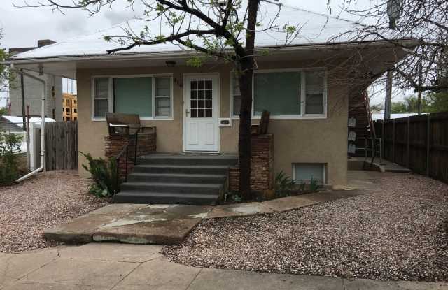 Charming 4BR Duplex in Greeley - 816 15th Street, Greeley, CO 80631