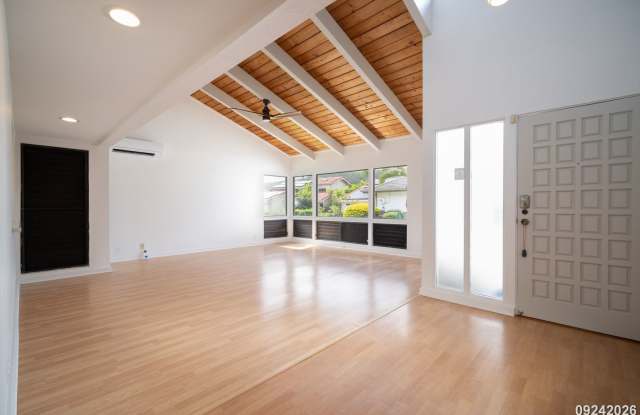 $6395.00 4bd/3ba Single Family Home in Marina West Neighborhood in Hawaii Kai Gallery 3
