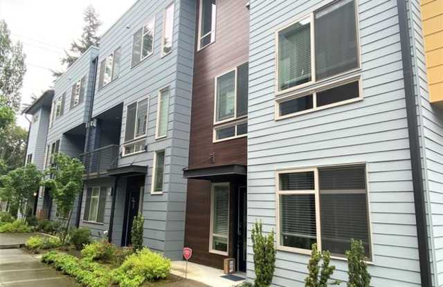 Modern 4BR Townhome in Prime Bellevue | AC | Bellevue Schools | Minutes to Microsoft photos photos