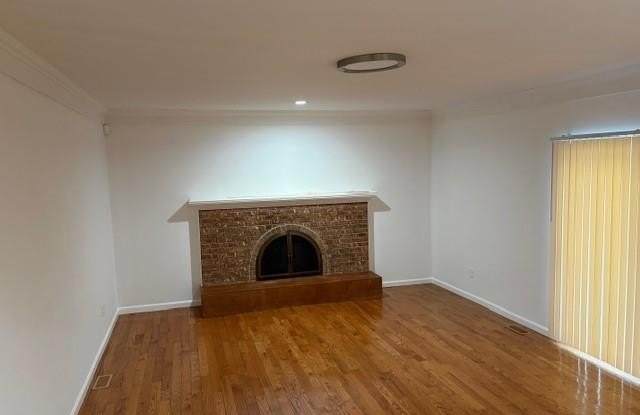 1614 CALIPER Drive Gallery 4